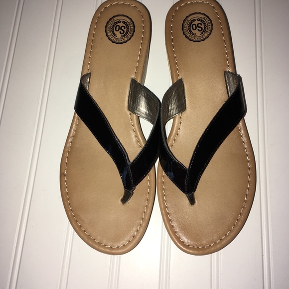 SO Shoes - So ladies size 8.5 black patent wedge sandals.